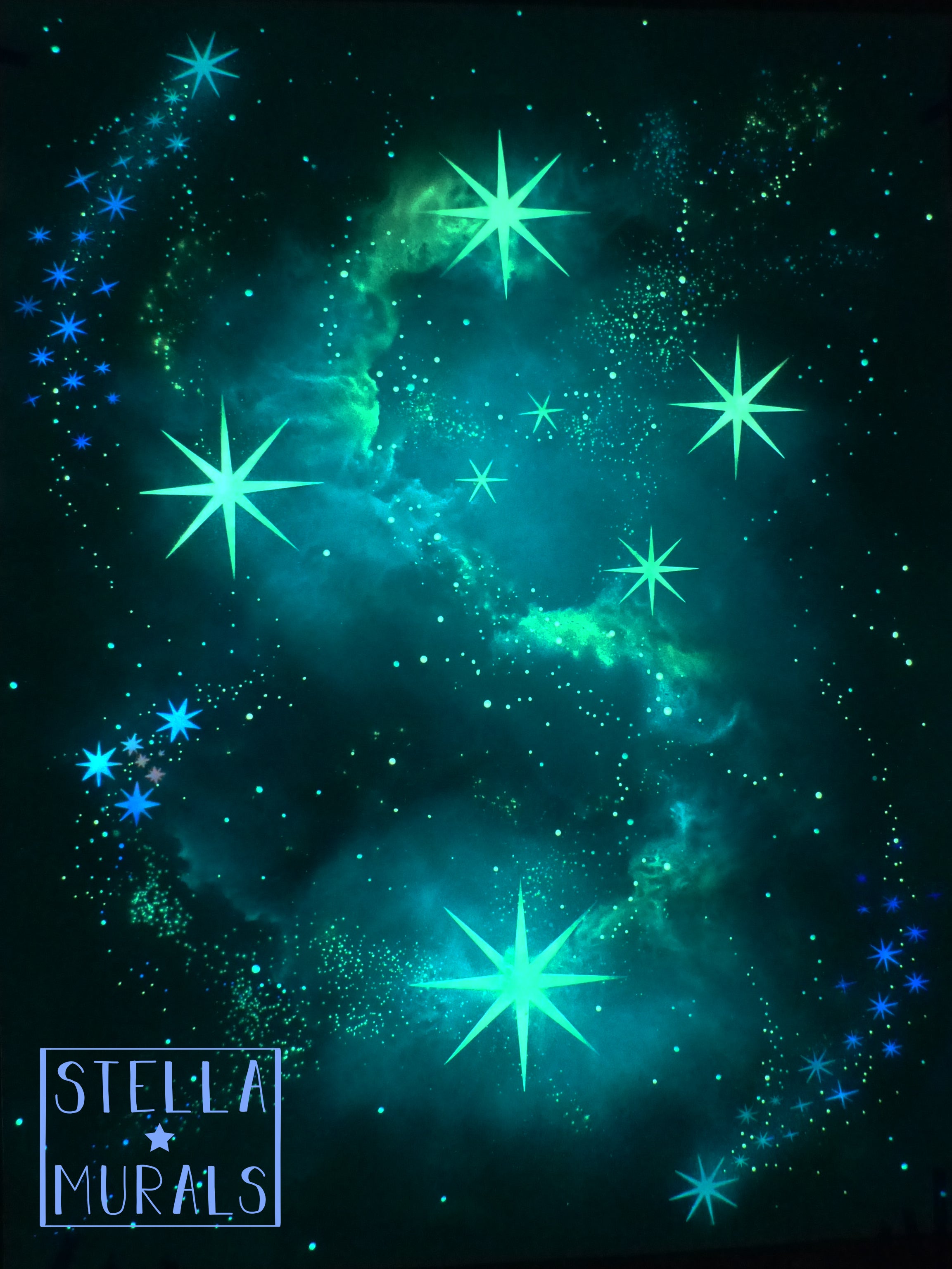 The Southern Cross star constellation and Jewel Box star cluster mural created and painted in New Zealand.