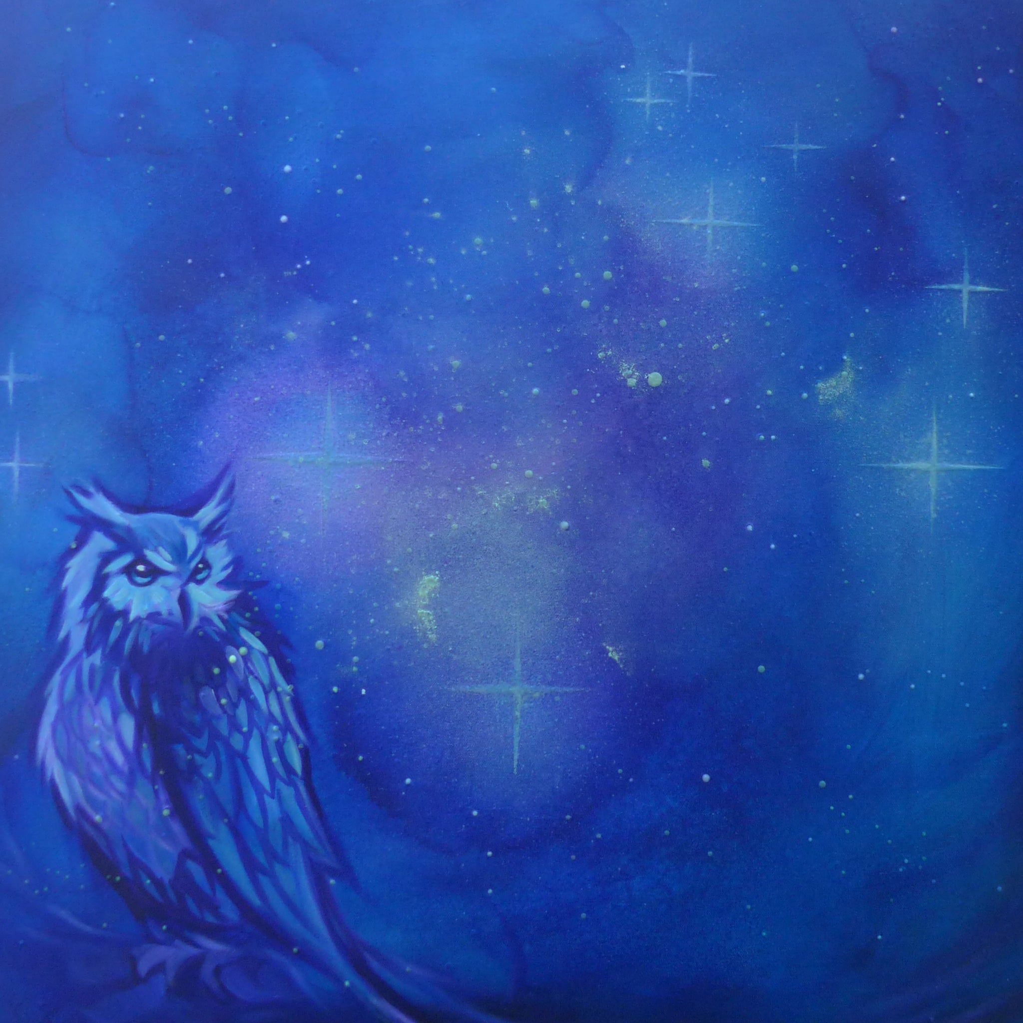 Owl glow painting against a starry night sky with blue and purple hues